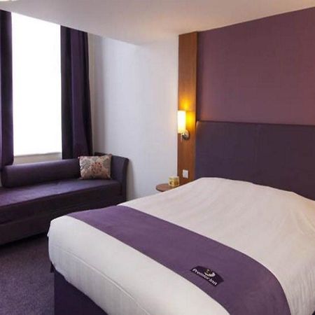 Premier Inn Haydock Park/M6 J23 沃灵顿 外观 照片